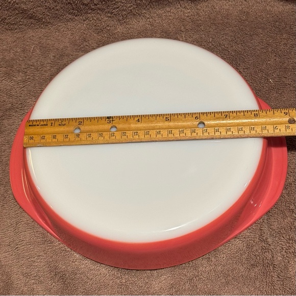 Vintage Pyrex Pink Flamingo Round Baking Dish - Picture 7 of 13